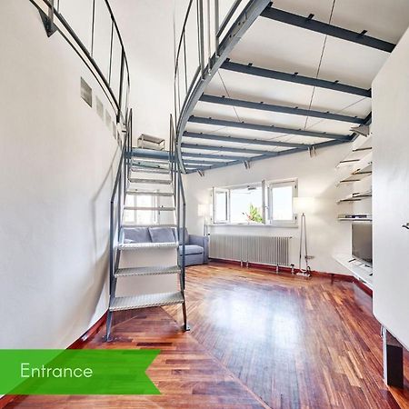 Splendid Apartment In The Historic Center Milan Luaran gambar